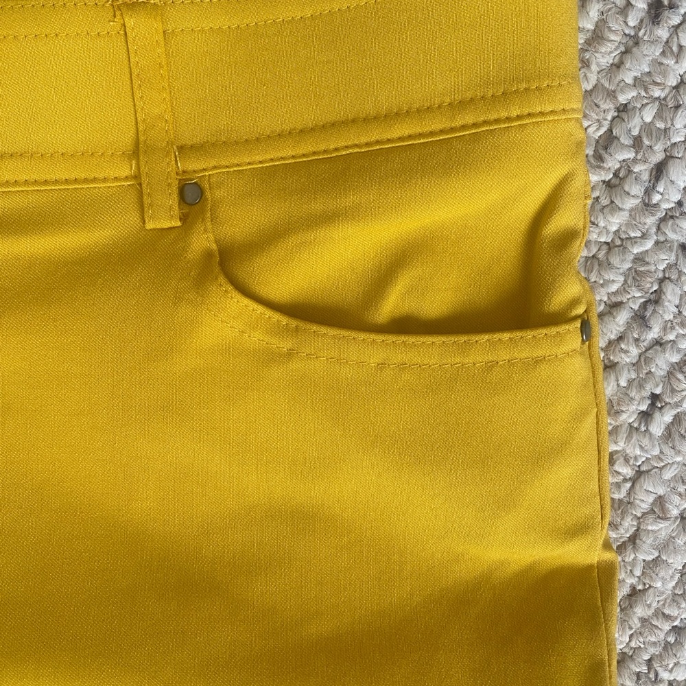 89th & Madison Vibrant Yellow Pants - Picture 4 of 9